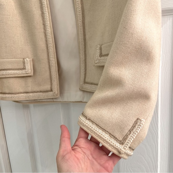 Women Wool Blazer - Picture 2 of 5